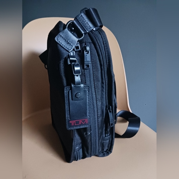 TUMI ALPHA small Pocket Crossbody Bag - Picture 10 of 13